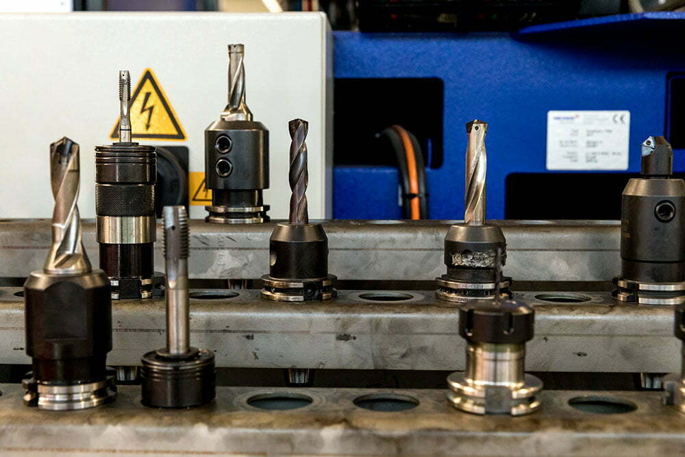 Usinage - Pose de goujons et inserts - Ebavurage - ATS Laser - Aveyreon